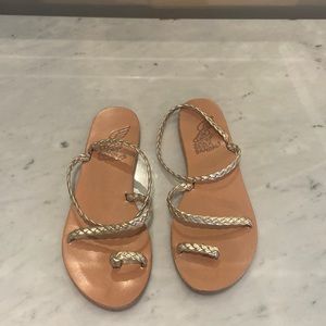 Ancient Greek Saldal - style Eleftheria